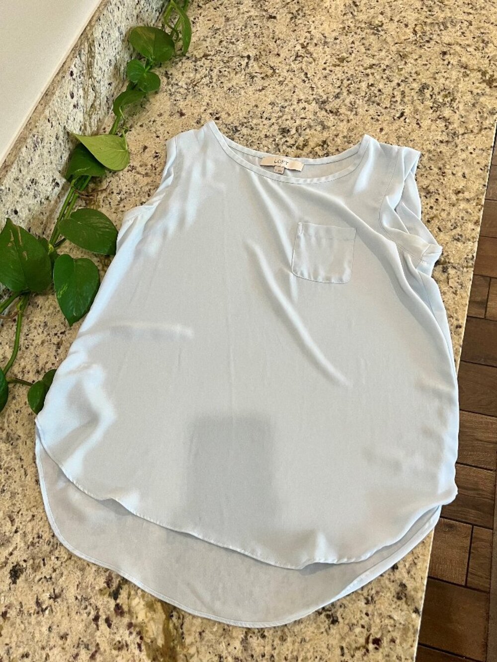 Loft Sleeveless blouse